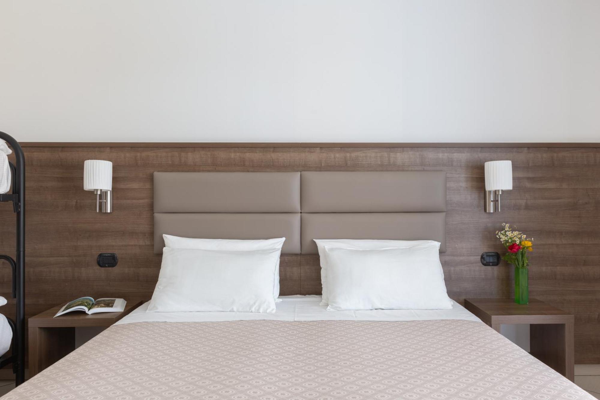 Ai Pozzi Village Resort & Spa Лоано Экстерьер фото