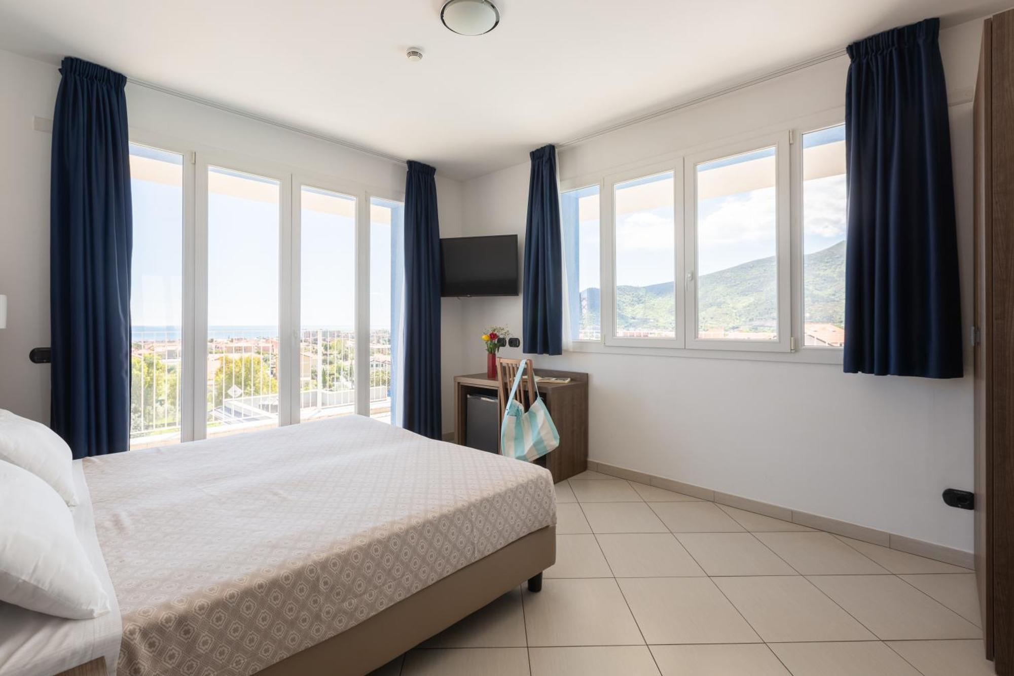 Ai Pozzi Village Resort & Spa Лоано Экстерьер фото